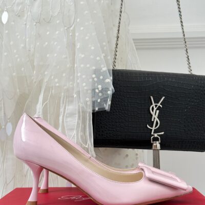 Roger Vivier Classic Square Buckle Pointed Toe High-heels
