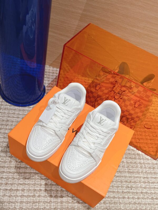 Louis Vuitton 2023 Unisex Trainers
