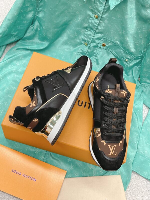 Louis Vuitton 2023 Classic Sneakers