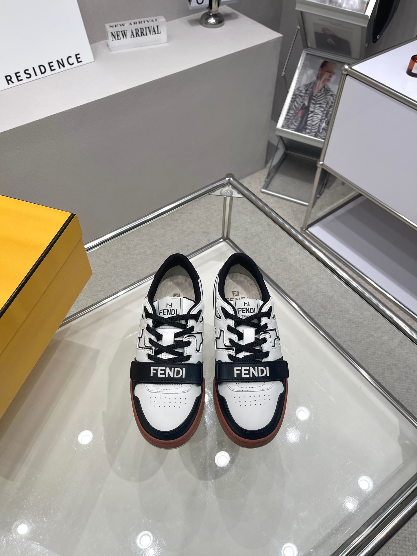 Fendi 2023 New Trainers for Couples - Image 2