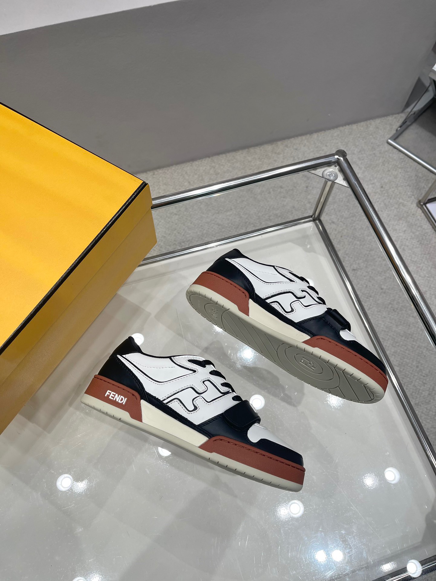 Fendi 2023 New Trainers for Couples - Image 8