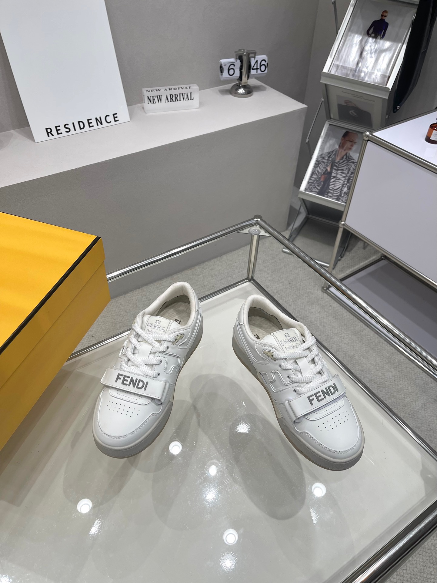 Fendi 2023 New Trainers for Couples - Image 3