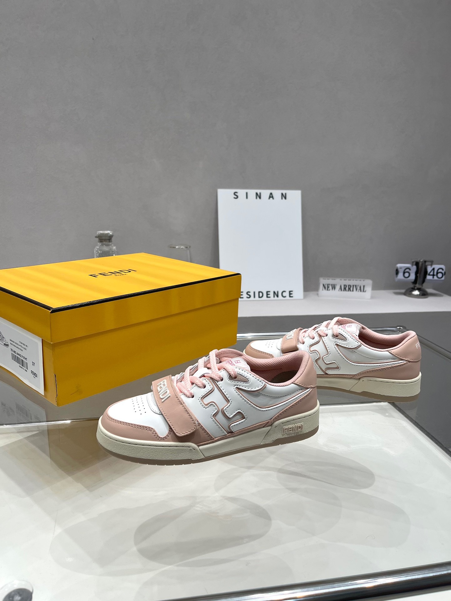 Fendi 2023 New Trainers for Couples - Image 6