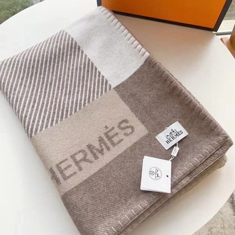 Hermes Avalon Classic H Blanket
