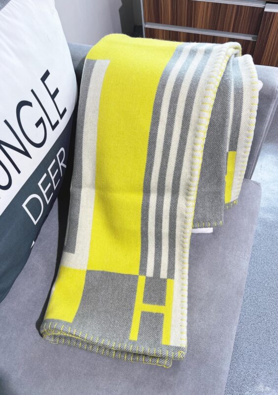 Hermes Cashmere Blended Blanket