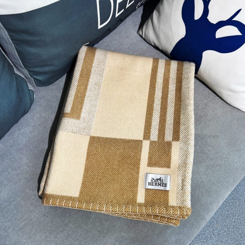 Hermes Cashmere Blended Blanket