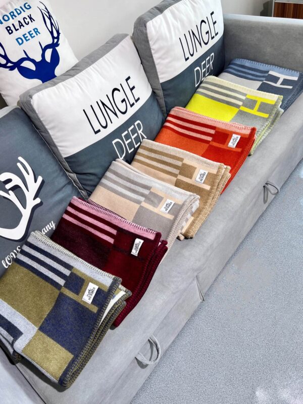 Hermes Cashmere Blended Blanket