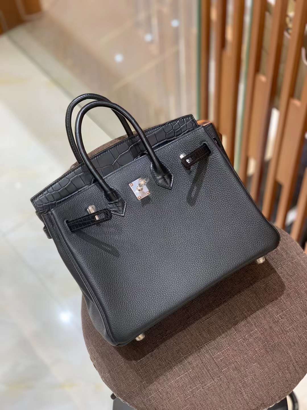 1000148590.jpg Birkin Touch 25 in Black Togo & Crocodile PHW - Image 1