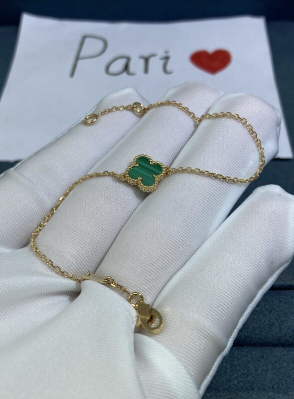 VCA Sweet Bracelet 18k Malachite