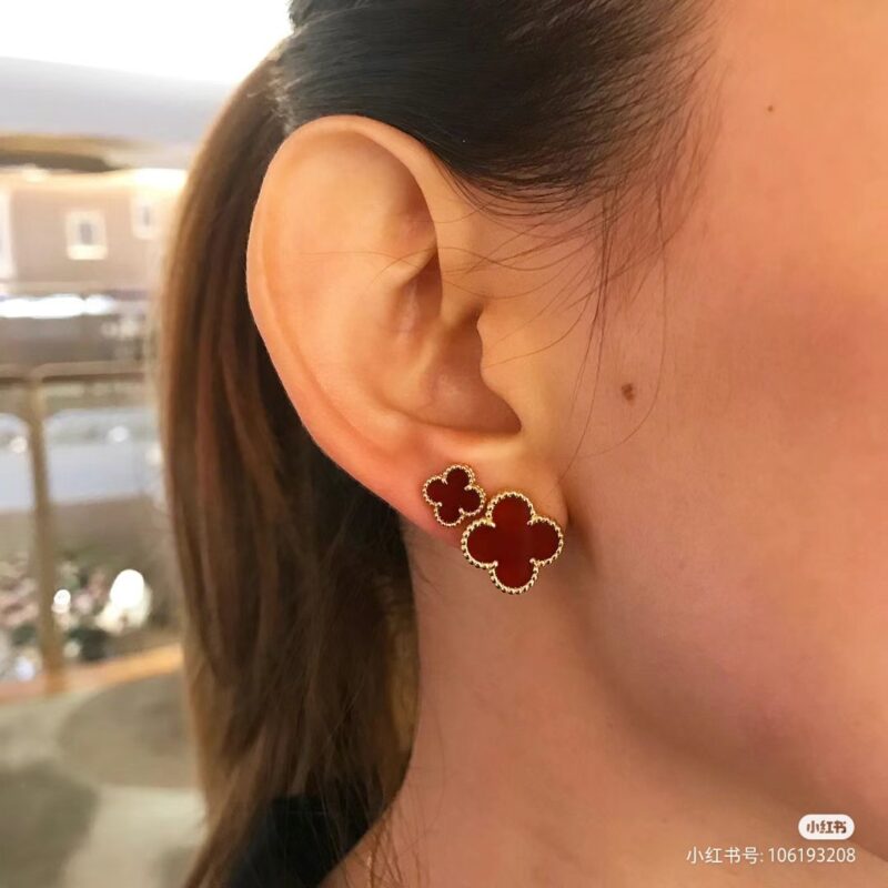 VCA Alhambra Earrings