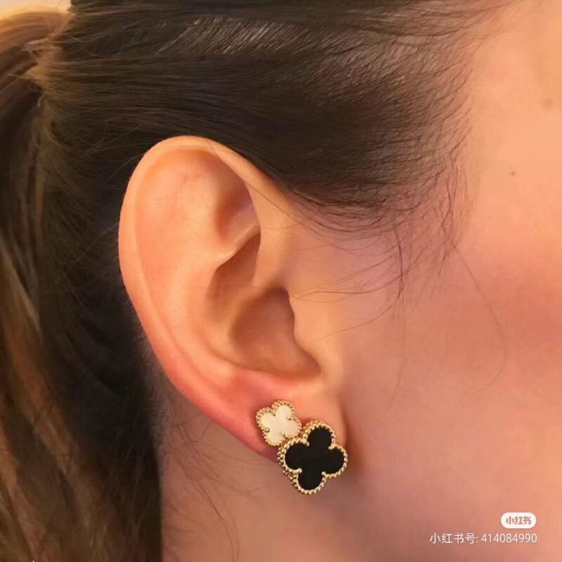 VCA Alhambra Earrings