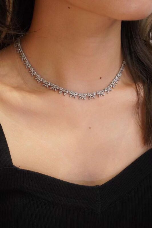 Necklace with Diamonds  3.86ct Length 40cm