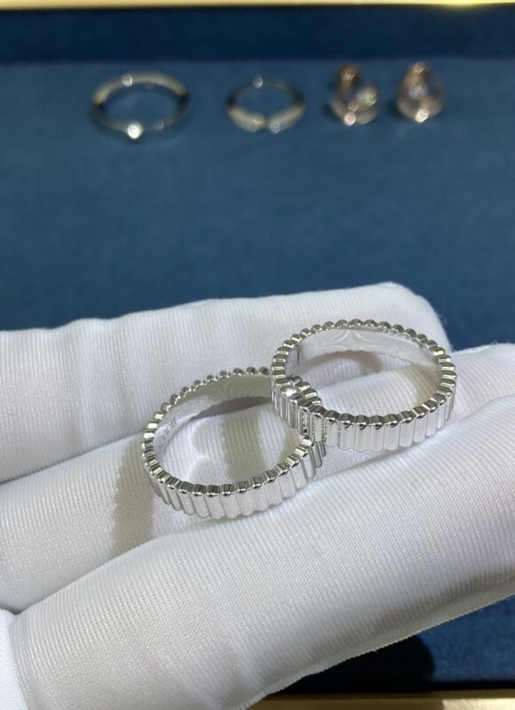 Boucheron Pair Ring, White Gold