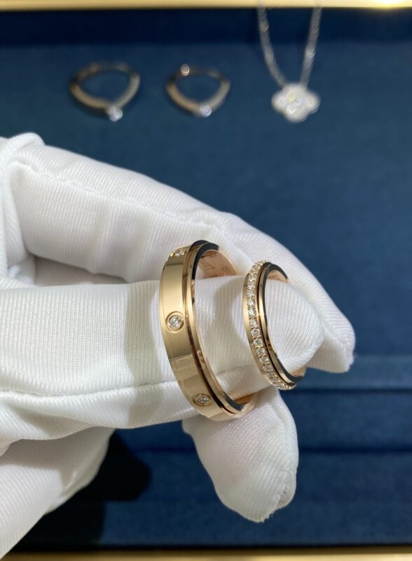 Turning Rings, Rose Gold