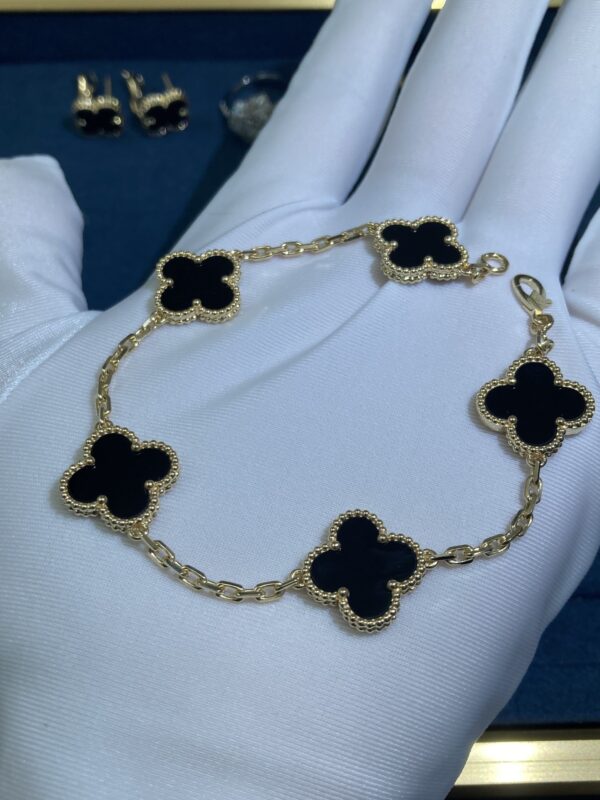 Five-Flower Black Onyx Clover Bracelet, Yellow Gold