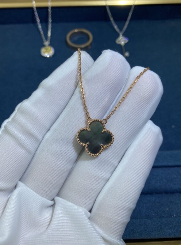 Medium Clay Clover Necklace, Rose Gold