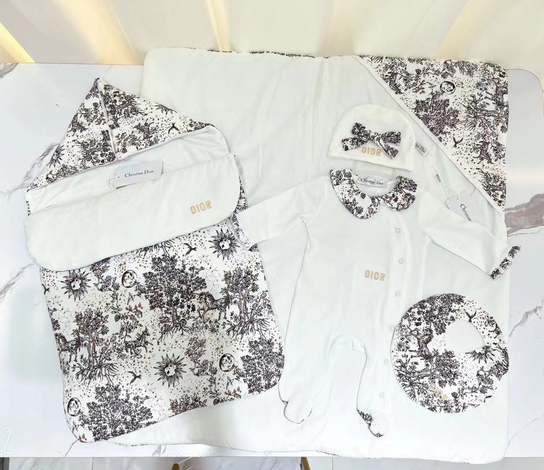 54709.jpg Dior Baby Romper Suit - Image 1