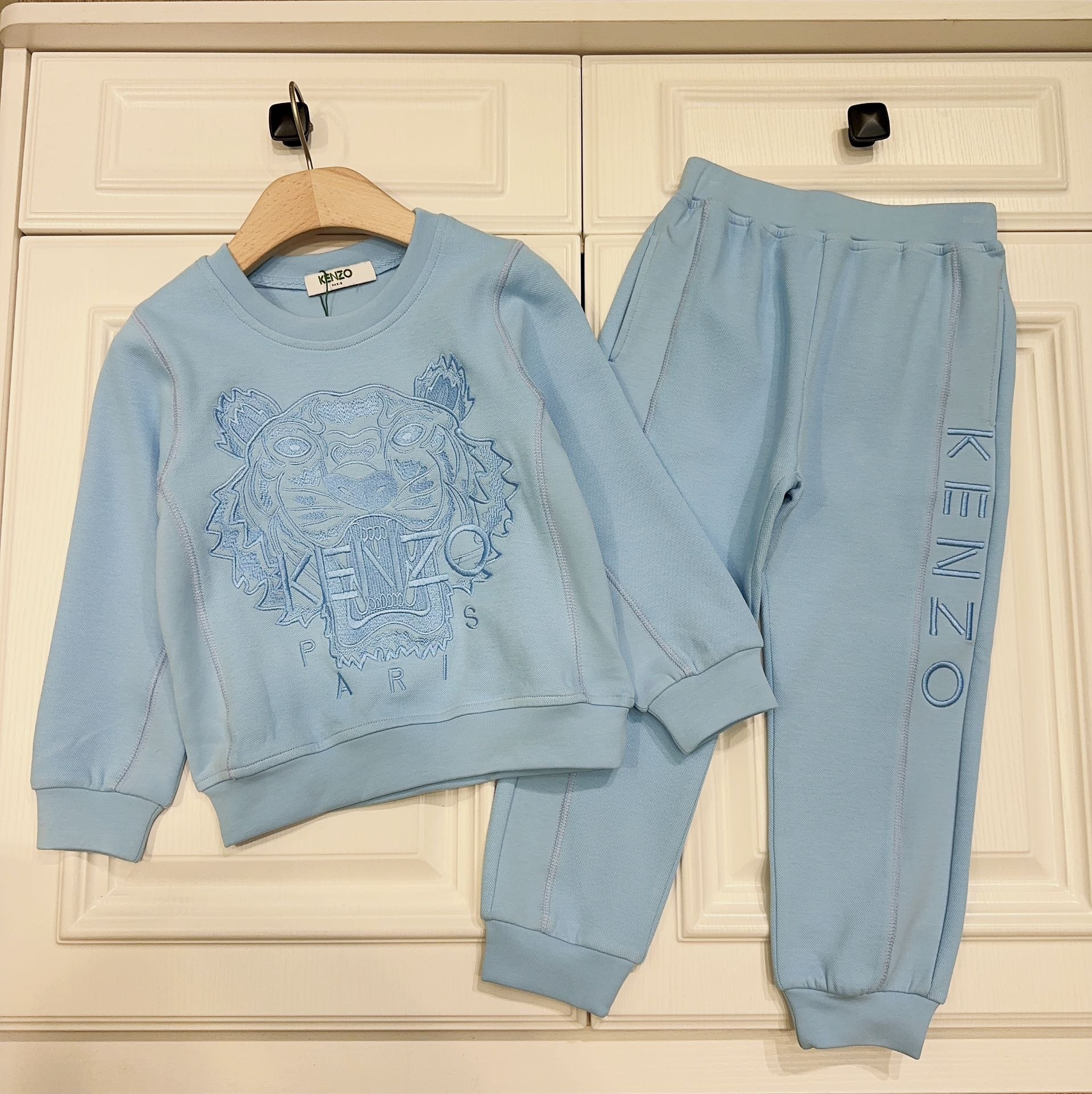 55797.jpg Kenzo Kids Sweater & Trousers Set - Image 1