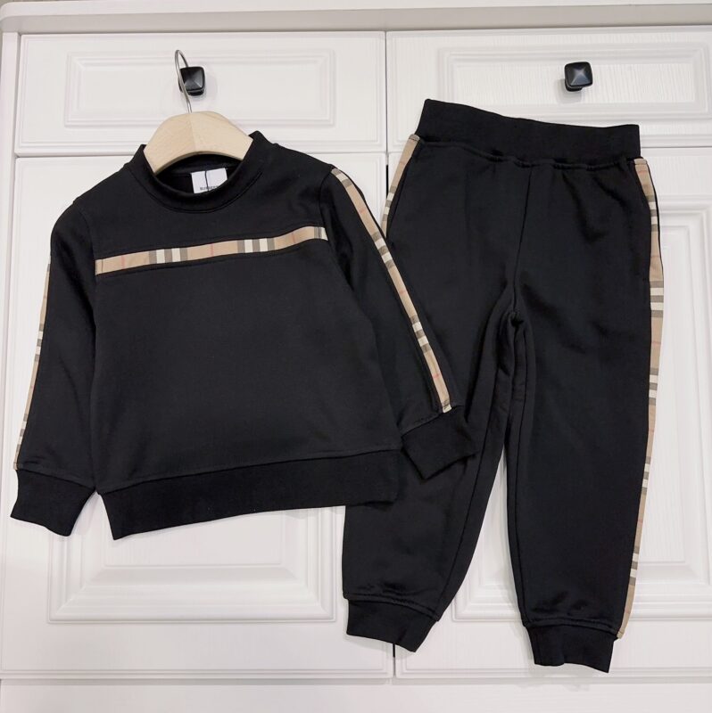 Burberry Kids  Sweater & Trousers