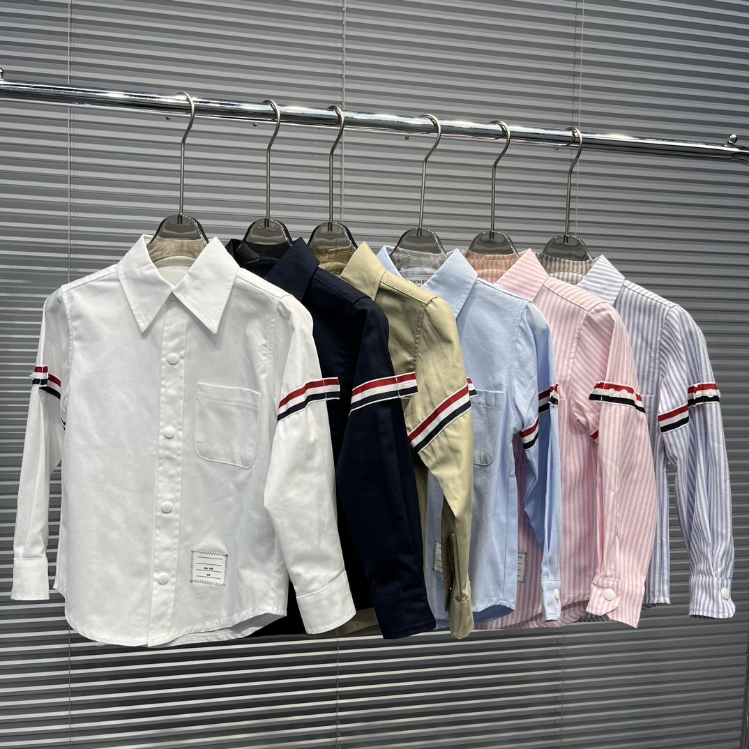 56993.jpg Thom Browne Kids Shirts Collection - Image 1