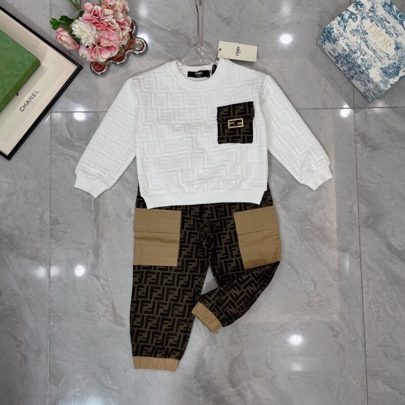 Fendi Kids Sweater & Trousers