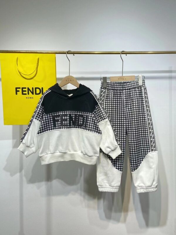 Fendi Kids Sweater