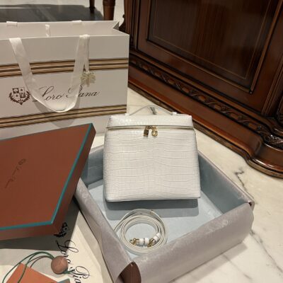 Loro Piana Extra Pocket