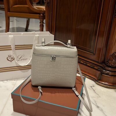 Loro Piana Extra Pocket