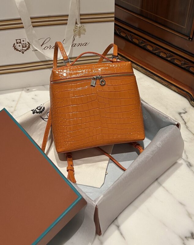 Loro Piana Extra Pocket