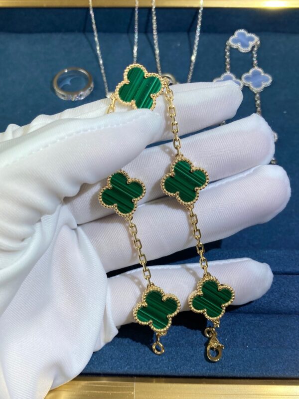 Five-Flower Malachite Clover Bracelet, Yellow Gold