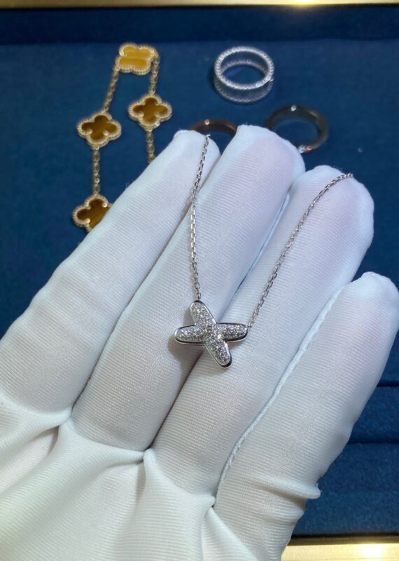 Crossover Necklace, White Gold