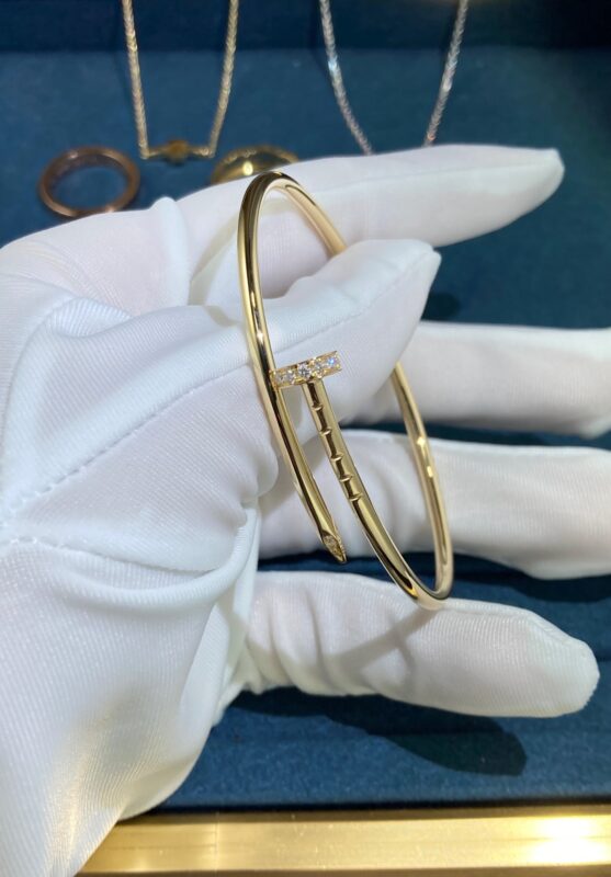 Narrow Head and Tail Diamond Nail Bracelet, Yellow Gold