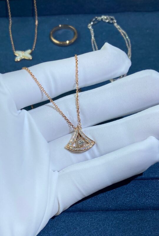 Piercing Diamond Skirt Necklace, Rose Gold