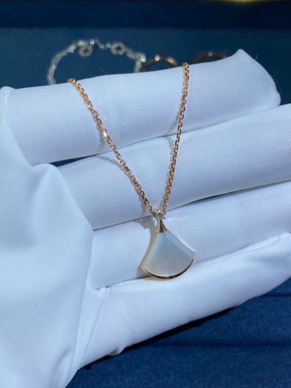 Small White Shell Skirt Necklace, Rose Gold