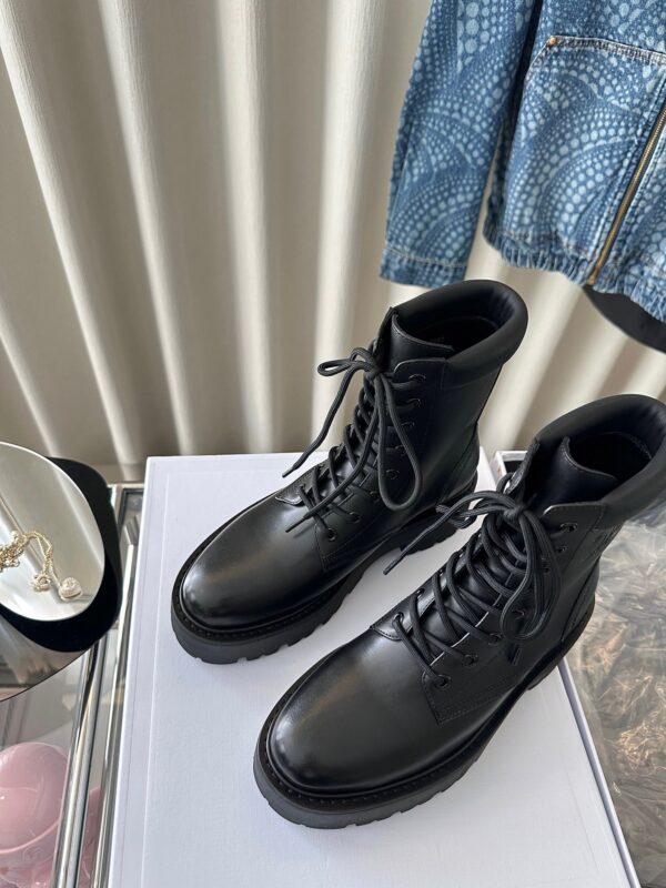 Céline 2023 New Lace-up Boots
