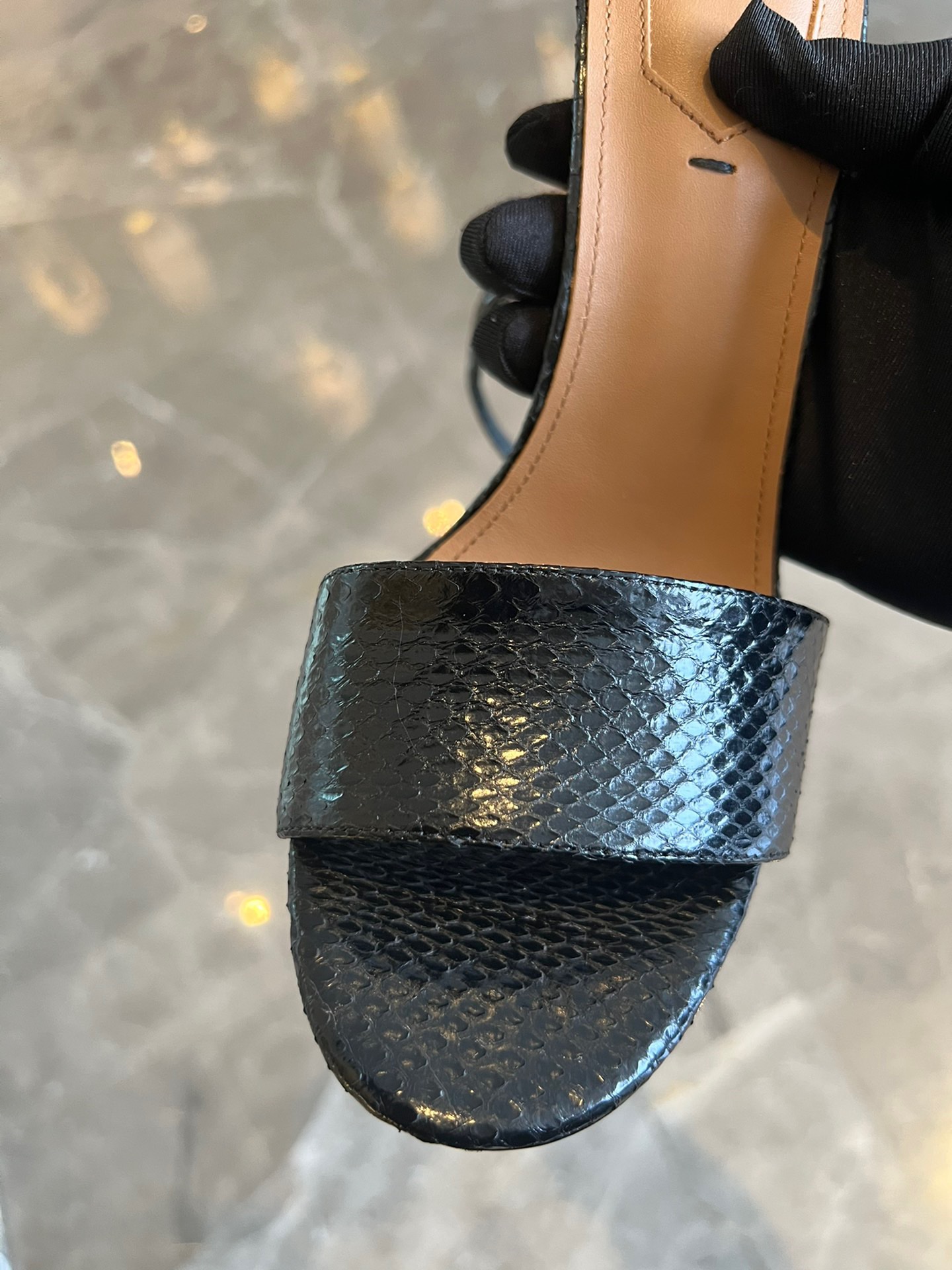 Fendi 2023 Delfina Round Toe Sandals - Image 7