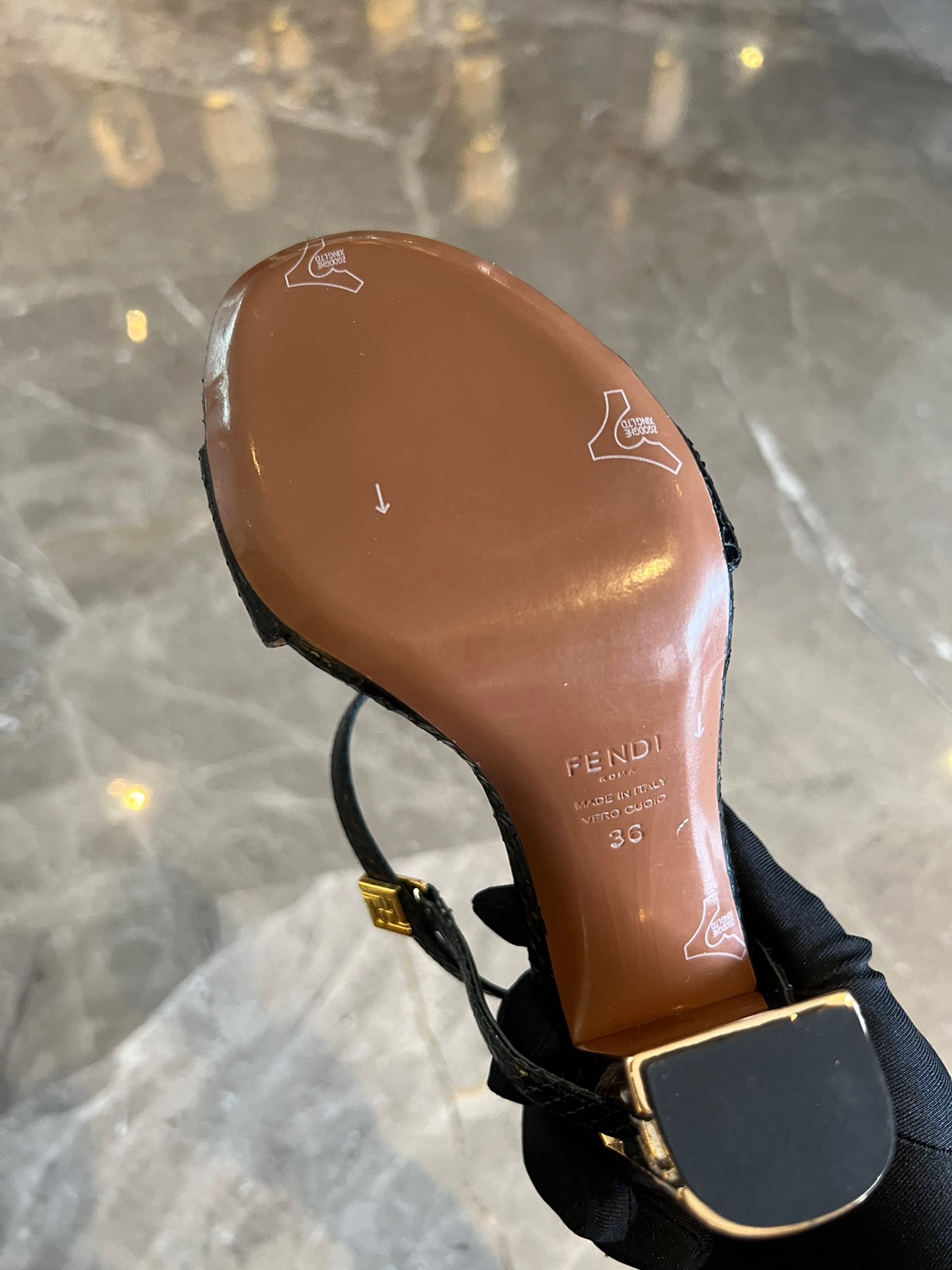 Fendi 2023 Delfina Round Toe Sandals - Image 9