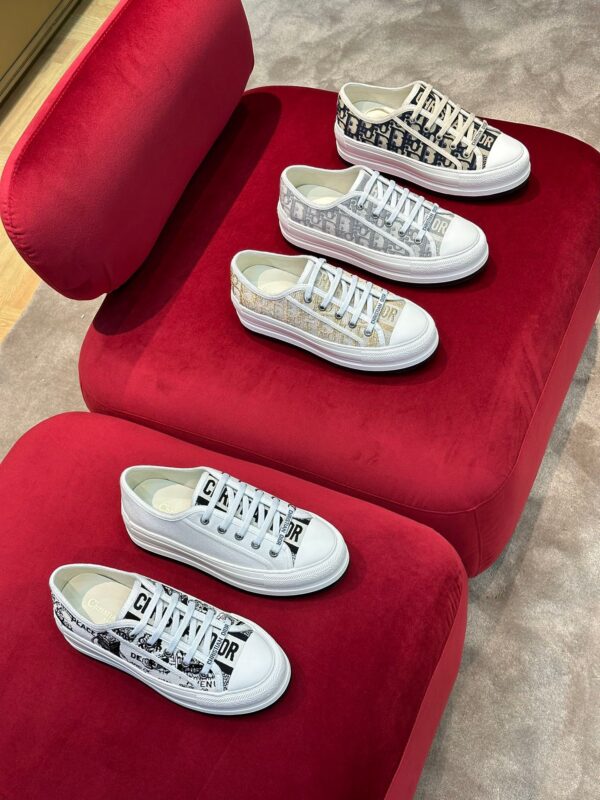 Dior 2023 New Thick-soled Trainers Collection