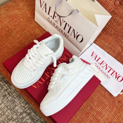 Valentino 2023 New One Stud XL Sneakers for Couples