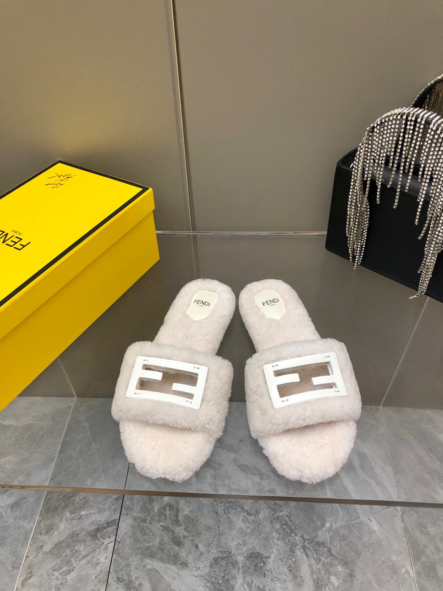Fendi 2023 New Wool Sandals