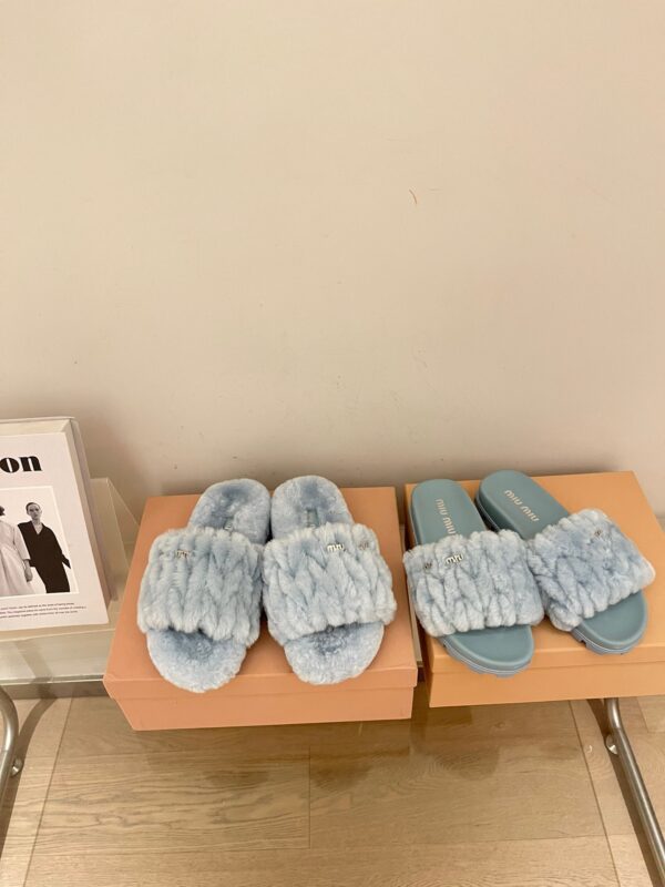 Miu Miu 2023 New Wool Slippers