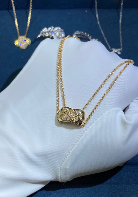 Diamond Necklace, Yellow Gold