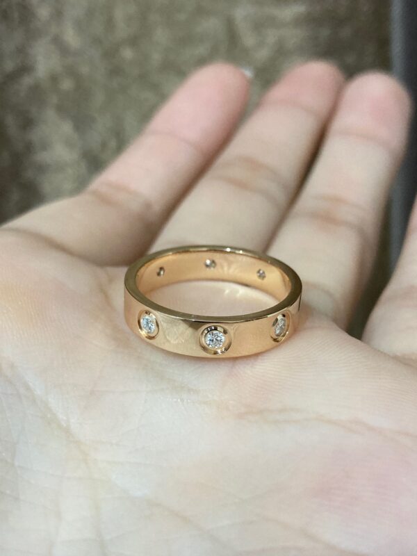 Narrow 8 Diamond Screw Ring, Rose Gold