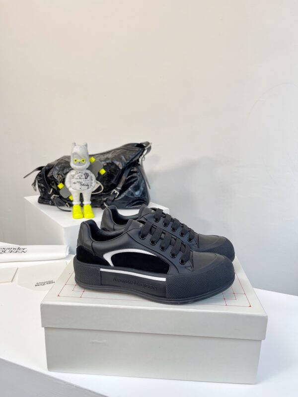 McQueen 2023 Couple Trainers
