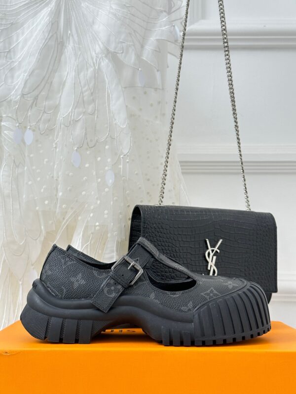 Louis Vuitton 2023 New Thick-bottom Shoes