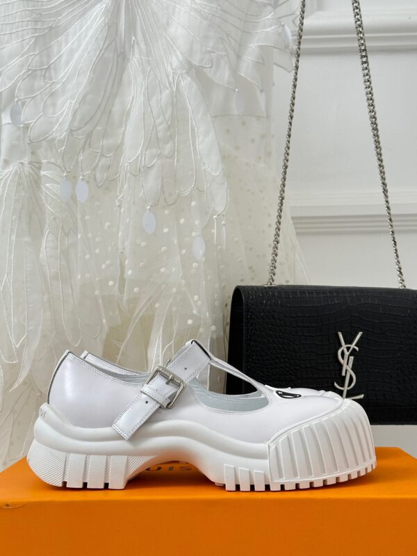 Louis Vuitton 2023 New Thick-bottom Shoes