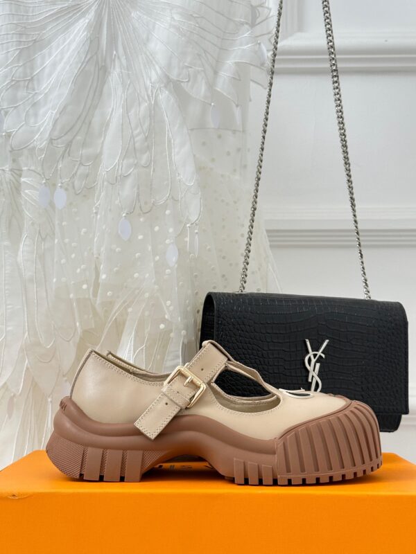 Louis Vuitton 2023 New Thick-bottom Shoes