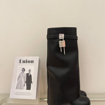 Givenchy 2023 New Sharks Boots