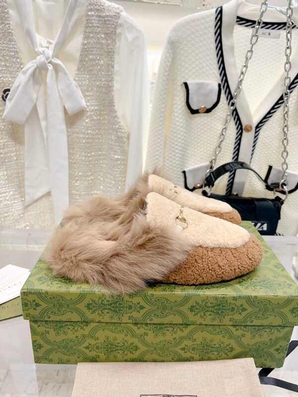 Gucci 2023 New Fur Mules
