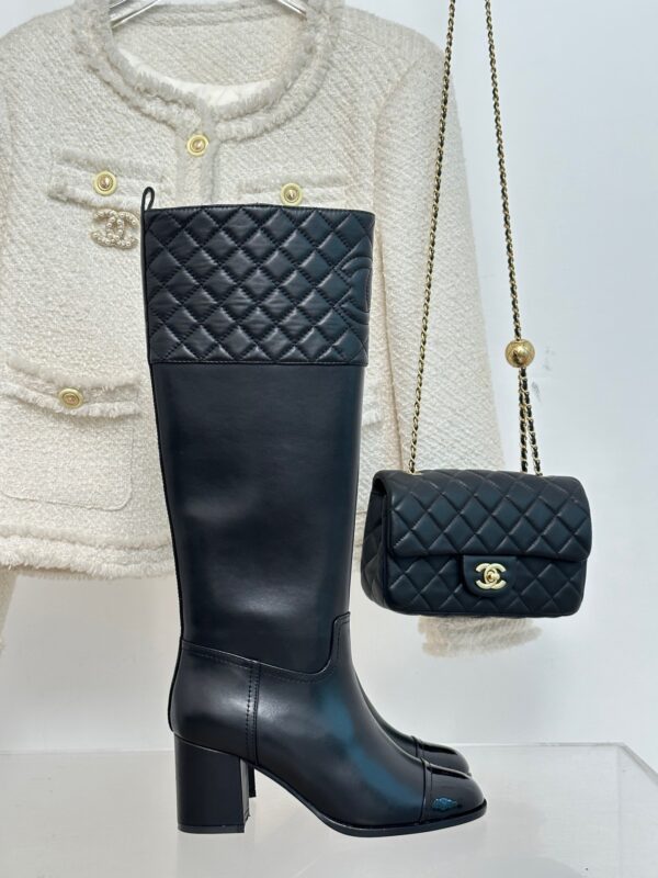 Chanel 2023 New Rhombic Chunky Heel Boots